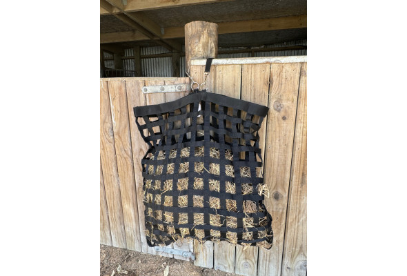 Enzo Slow Feed Web Hay Feeder