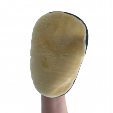 Bee Kind Polishing Mitt