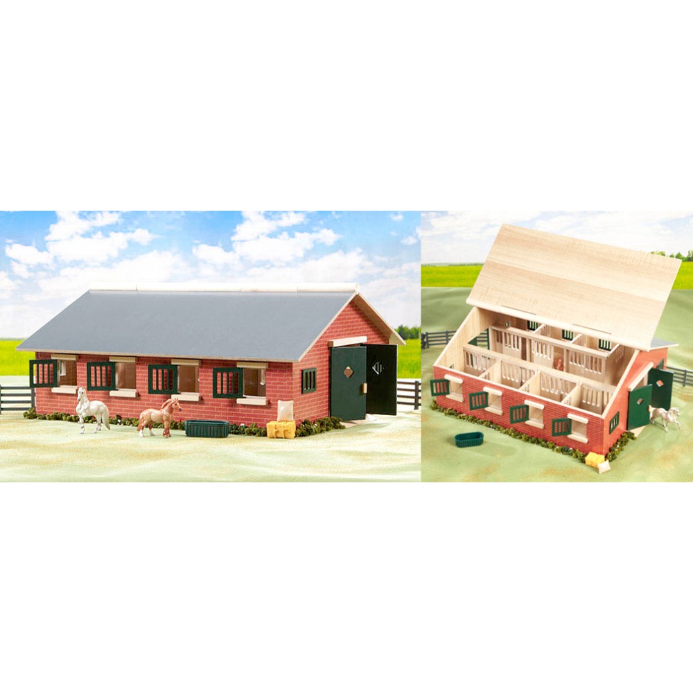 Breyer Stablemates Deluxe Stable Set