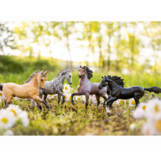 Breyer Poetry In Motion