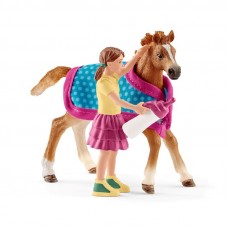 Schleich Foal with Blanket