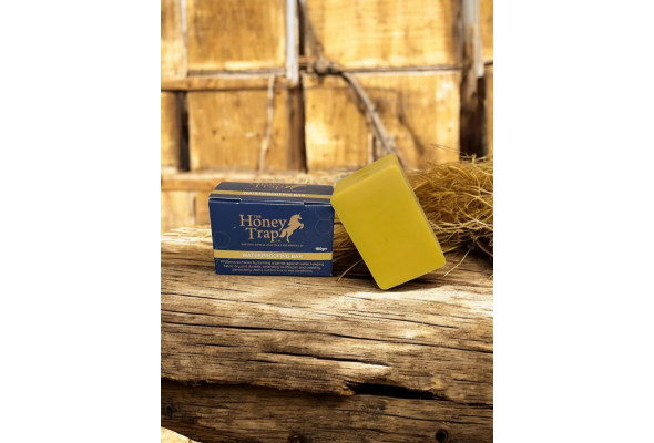 The Honey Trap Waterproofing Bar